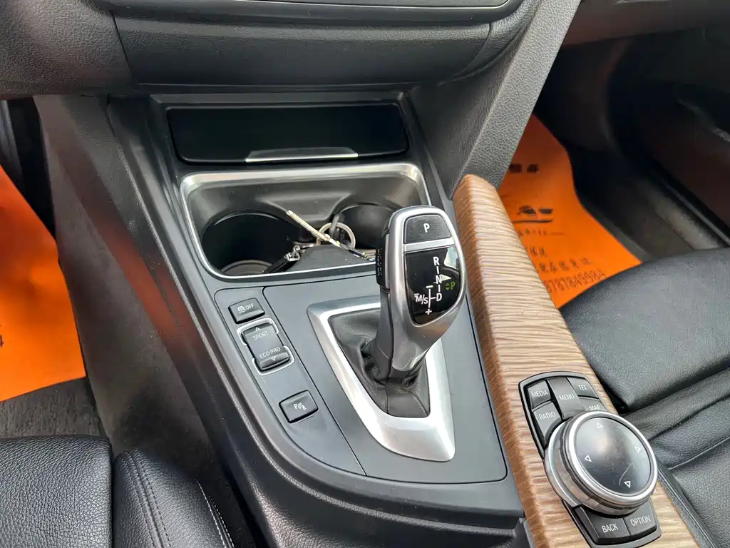 BMW 3 Series GT 2015 — фото 18