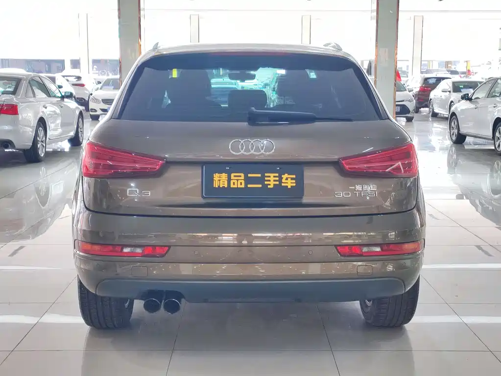 Audi Q3 2016 — фото 5