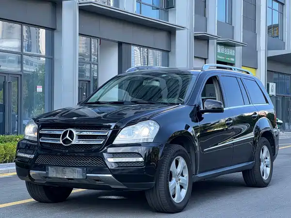 Mercedes-Benz GL-Class 2011