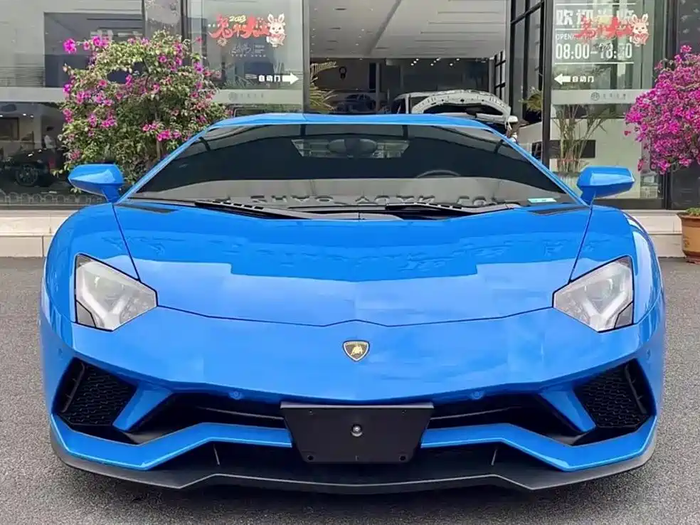 Lamborghini Aventador 2019 — фото 2