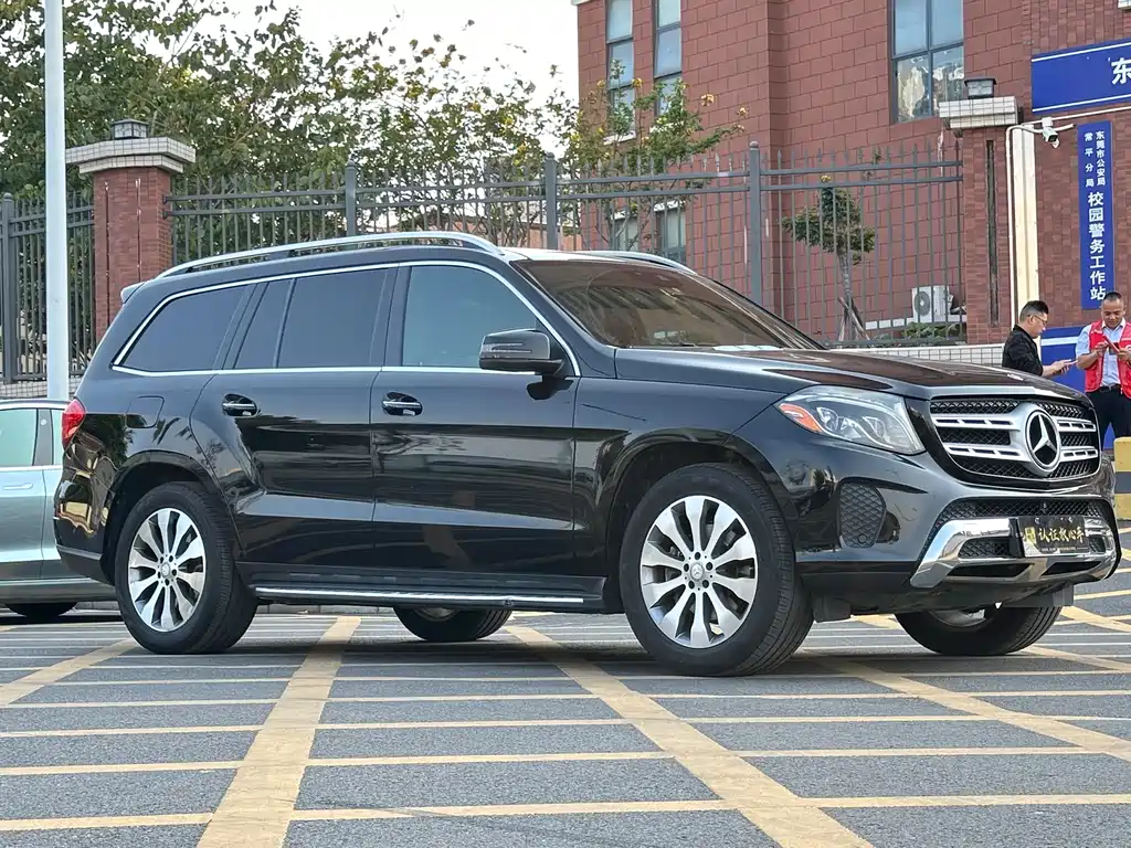Mercedes-Benz GLS 2017 — фото 3