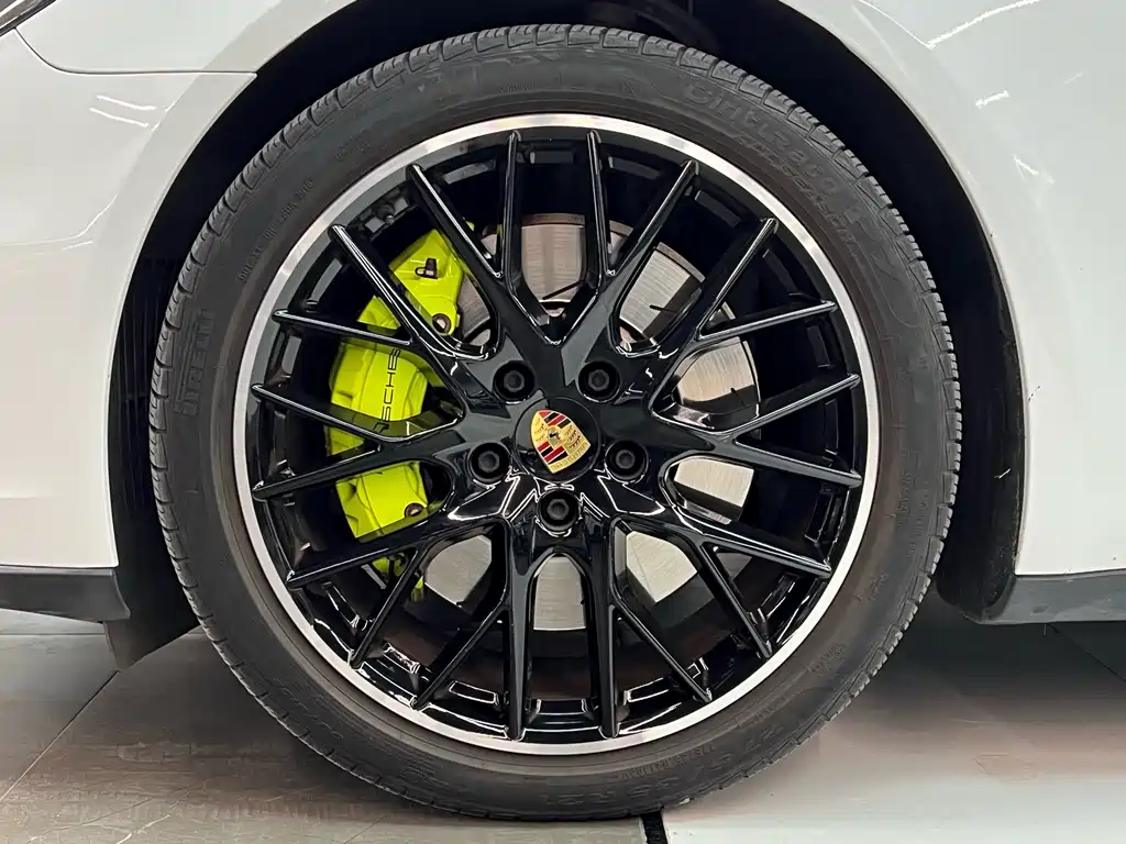 Porsche Panamera Hybrid 2019 — фото 11