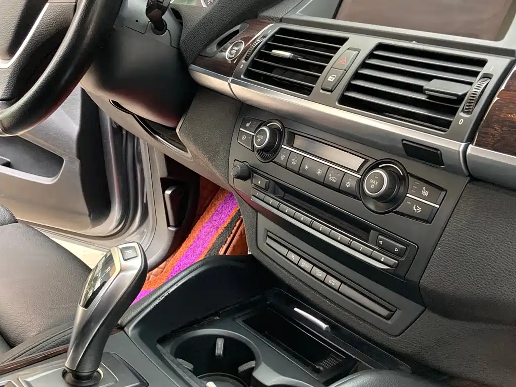 BMW X6 2012 — фото 15