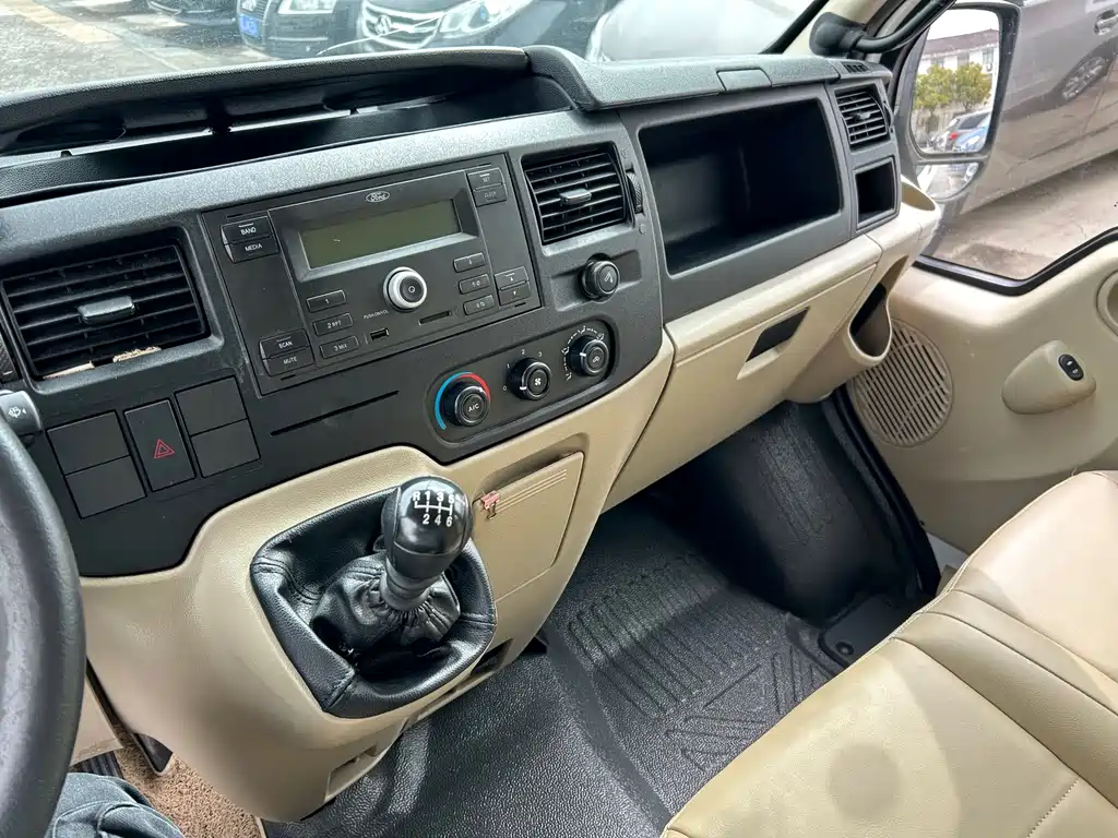 Ford New Generation Transit 2017 — фото 15
