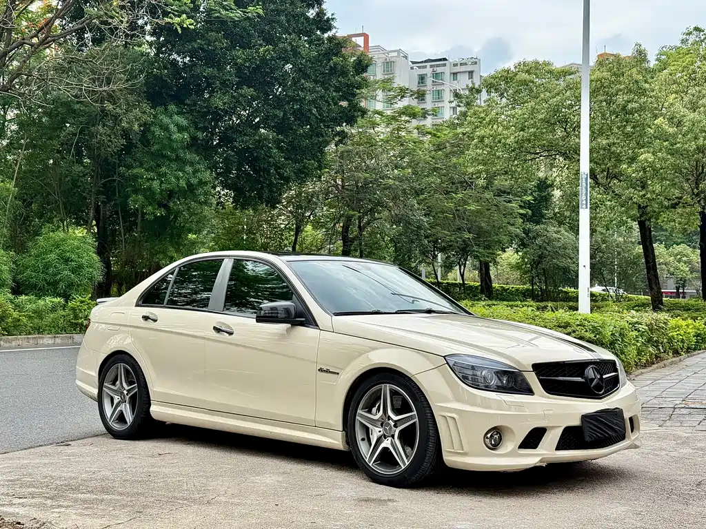 Mercedes-Benz C-Class AMG 2012 — фото 3