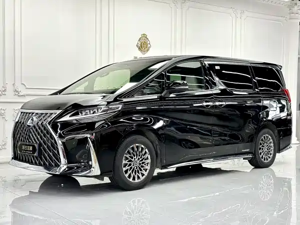 Lexus LM 2021