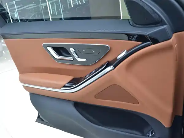 Mercedes-Benz S-Class 2024