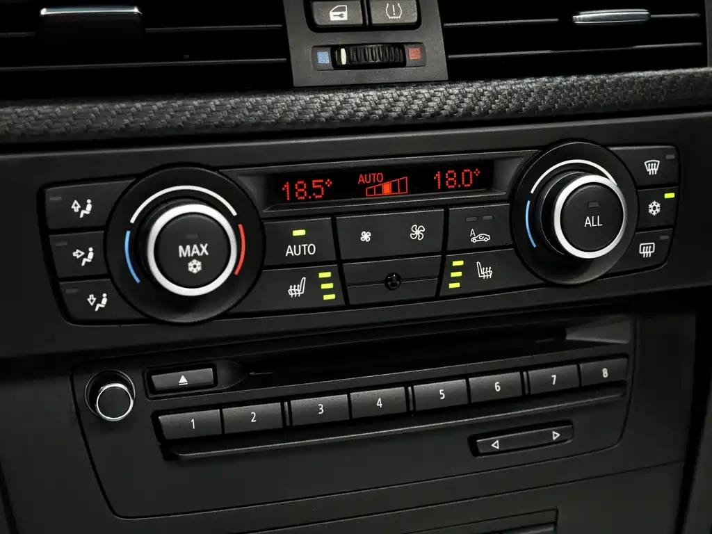 BMW M3 2012 — фото 19