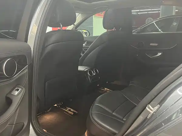Mercedes-Benz C-Class 2020