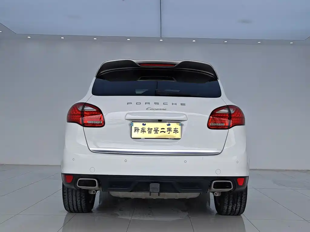Porsche Cayenne 2015 — фото 5
