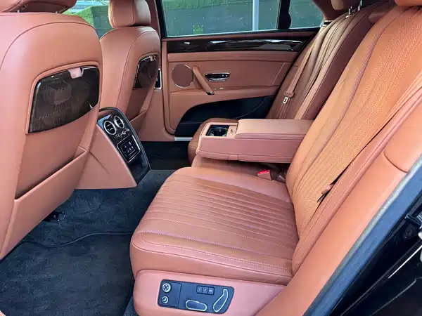 Bentley Flying Spur 2017