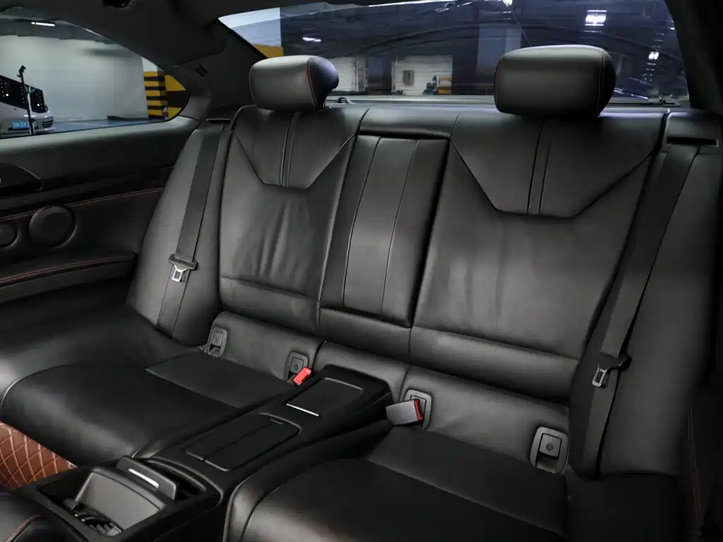 BMW M3 2012 — фото 15