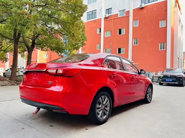 Roewe 360 2016