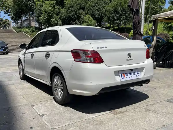 Peugeot 301 2016