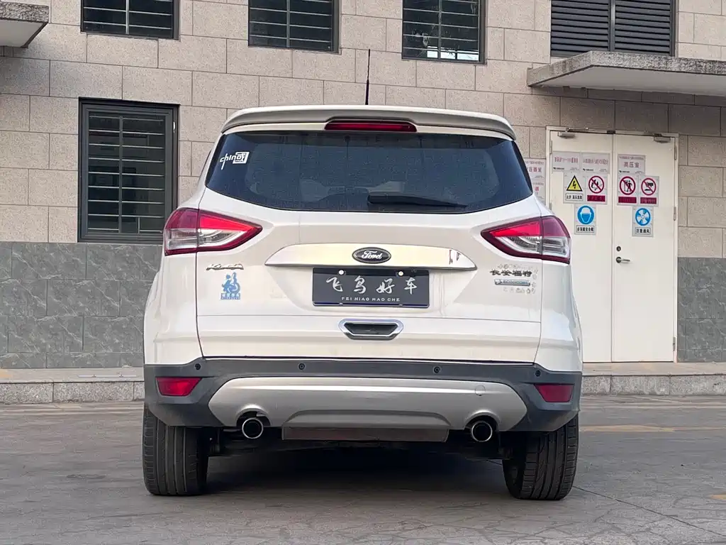 Ford Kuga 2016 — фото 15
