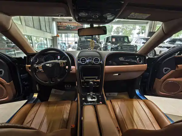 Bentley Flying Spur 2013