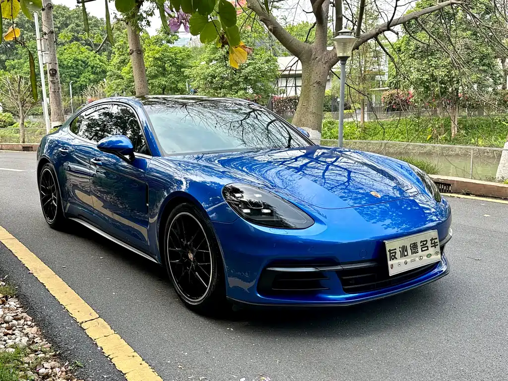 Porsche Panamera 2018 — фото 3