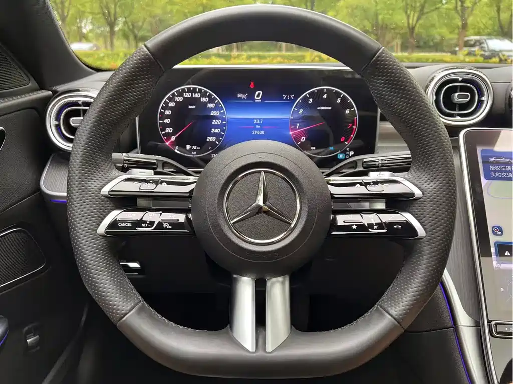 Mercedes-Benz C-Class 2023 — фото 13