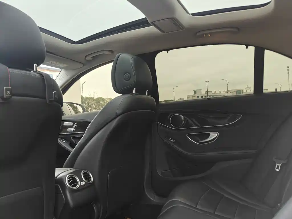 Mercedes-Benz C-Class 2016 — фото 10