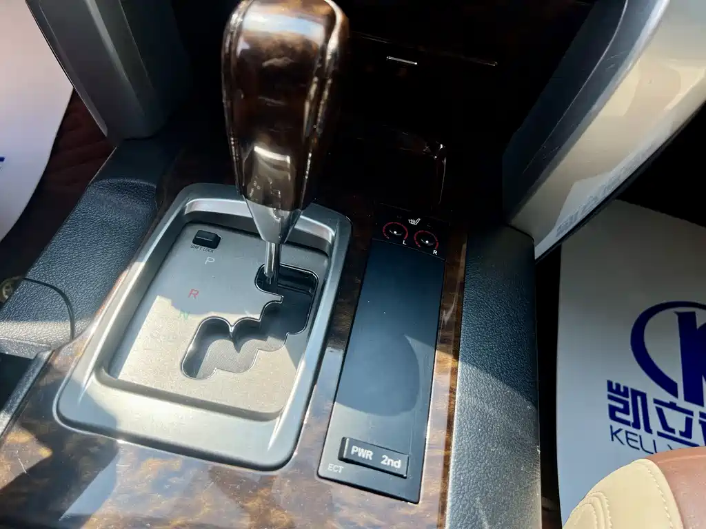 Toyota Land Cruiser 2015 — фото 9
