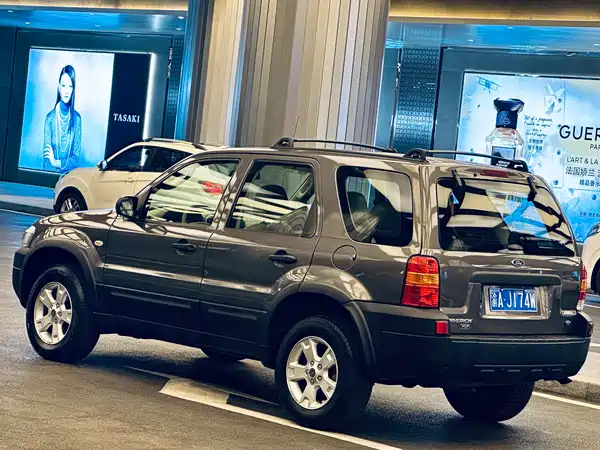 Ford Edge 2005