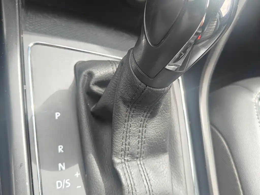 Volkswagen Touran 2019 — фото 12