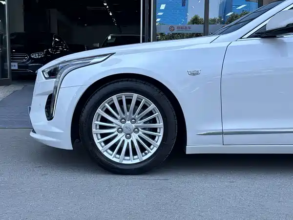 Cadillac CT6 2021