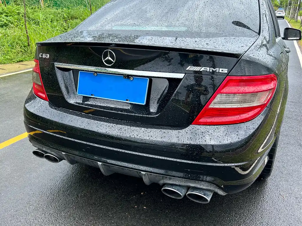 Mercedes-Benz C-Class AMG 2011 — фото 16