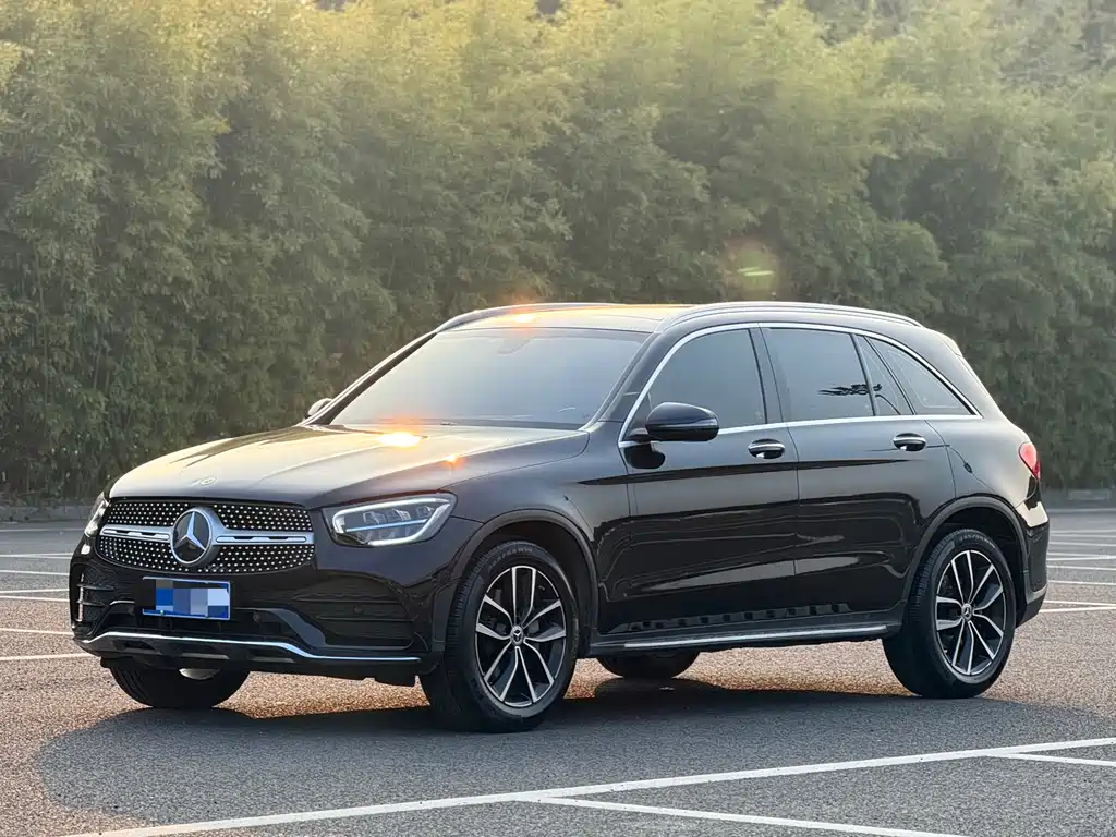 Mercedes-Benz GLC 2021 — фото 1