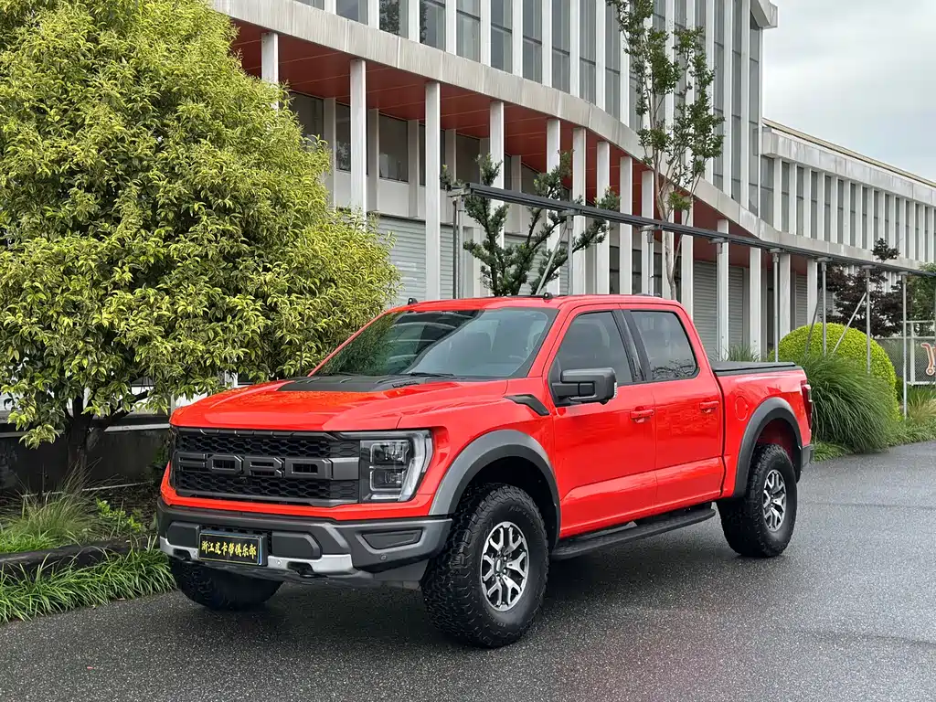 Ford F-150 Raptor 2023 — фото 1