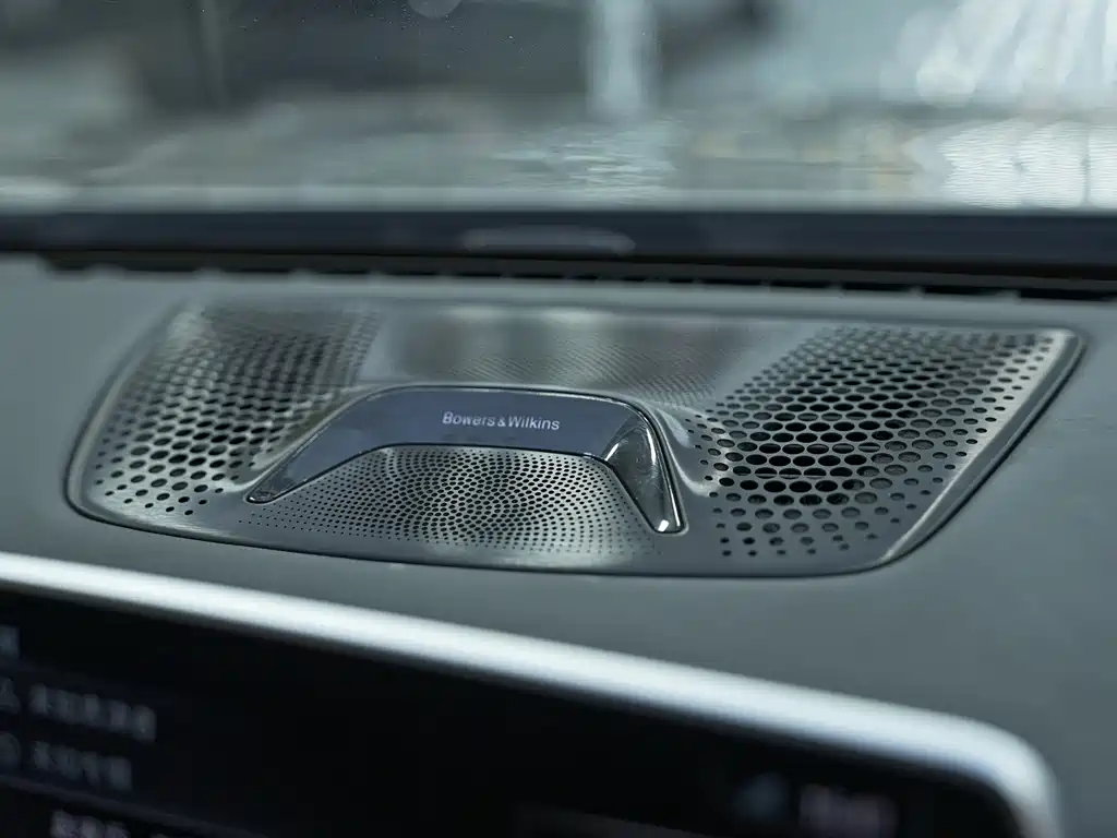 BMW 7 Series 2016 — фото 22
