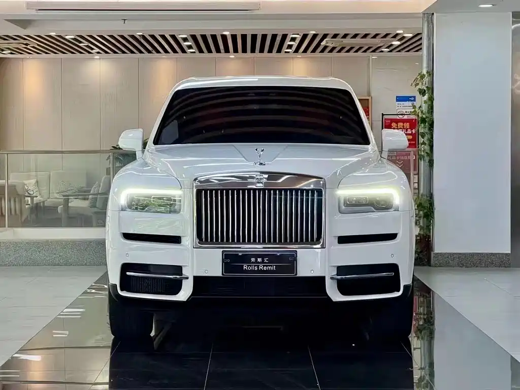 Rolls-Royce Cullinan 2021 — фото 2