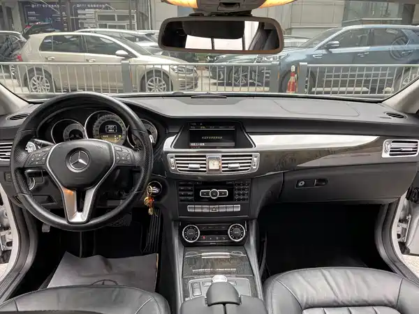 Mercedes-Benz CLS 2012