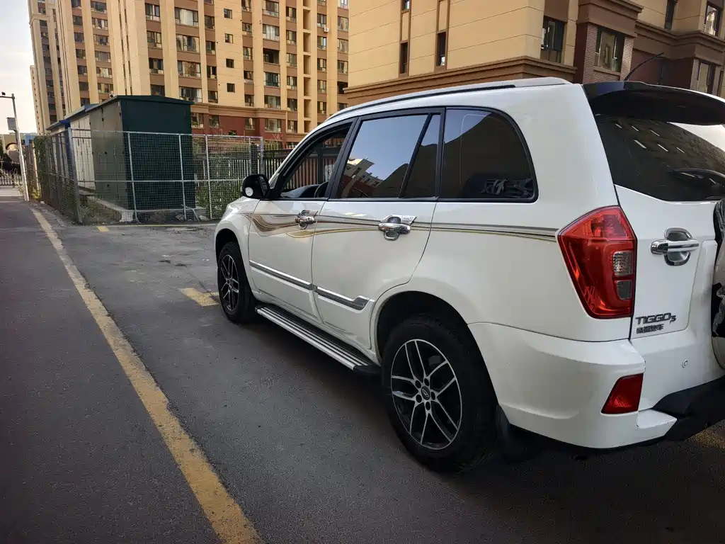 Chery Tiggo 3 2018 — фото 8