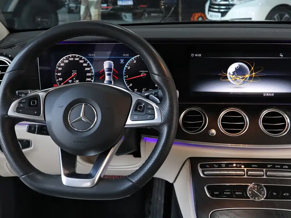Mercedes-Benz E-Class 2018 — фото 9