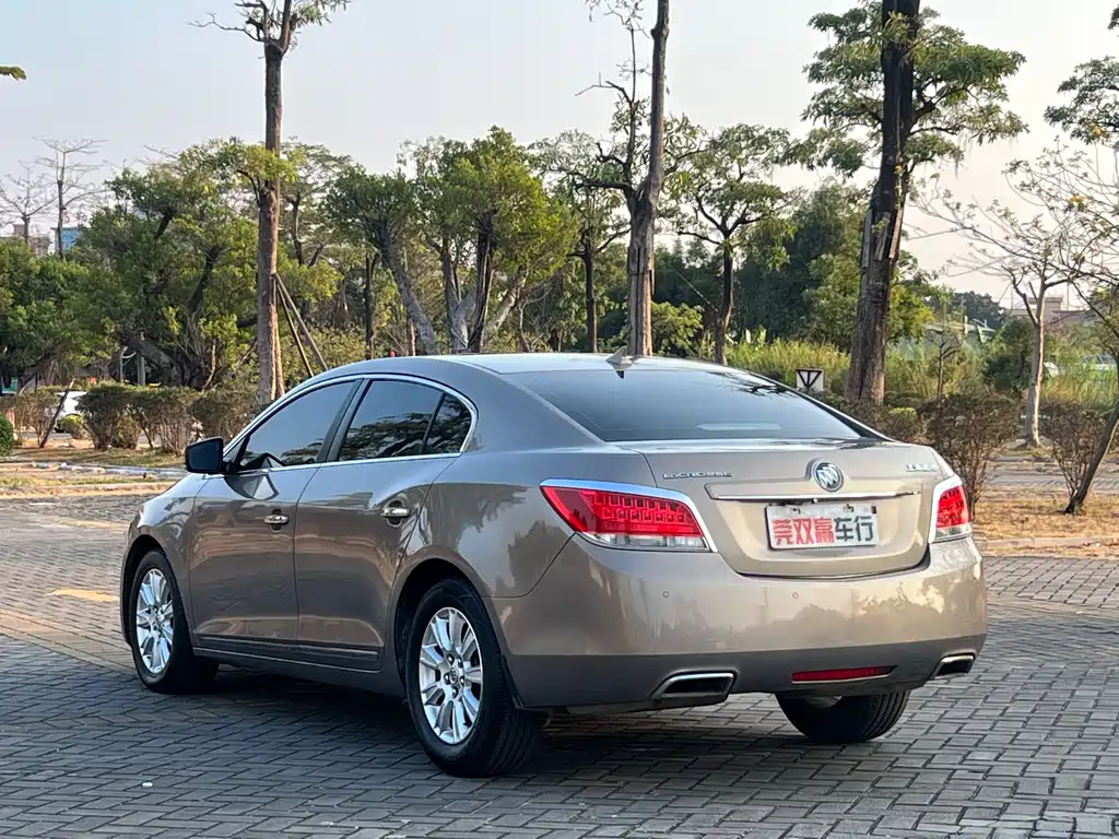 Buick LaCrosse 2012 — фото 5
