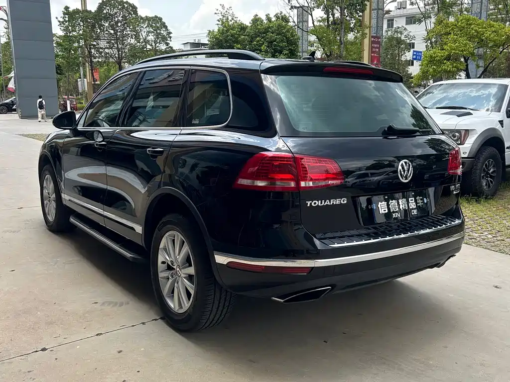 Volkswagen Touareg 2016