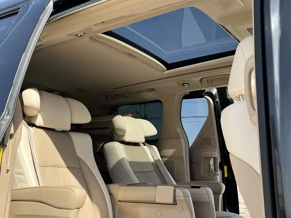 Toyota Alphard 2015 — фото 14