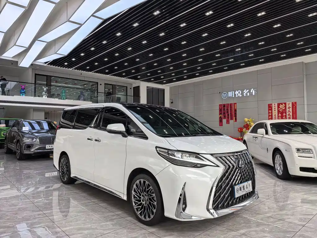 Toyota Vellfire 2020 — фото 3