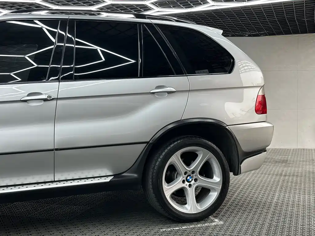 BMW X5 2003 — фото 8
