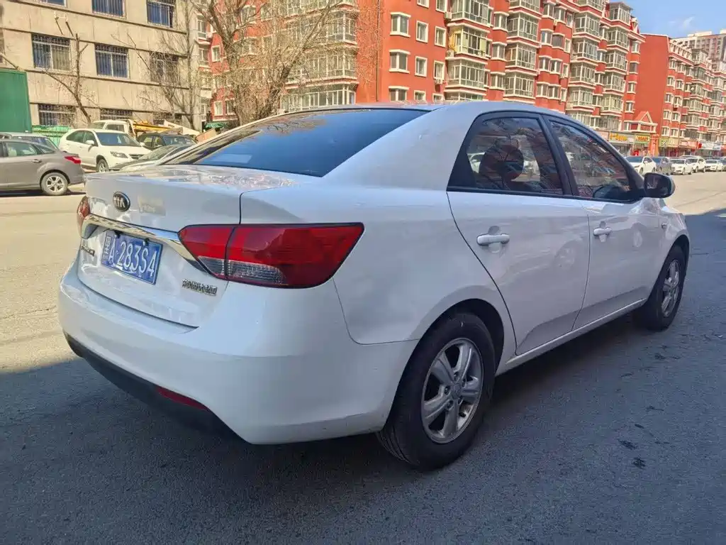Kia Forte 2014 — фото 4