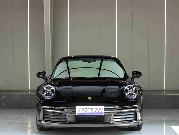 Porsche 911 2021