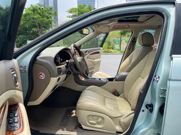 Jaguar S-TYPE 2006