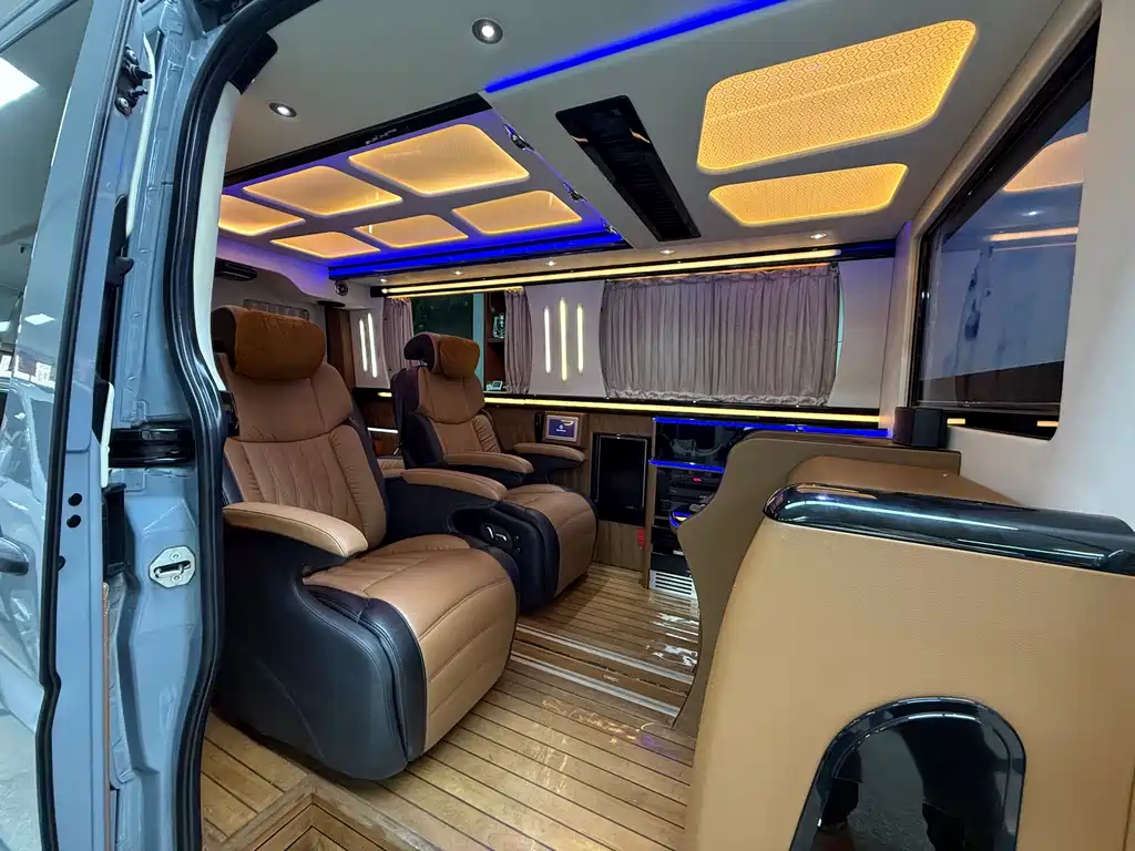 Mercedes-Benz Sprinter 2017 — фото 20