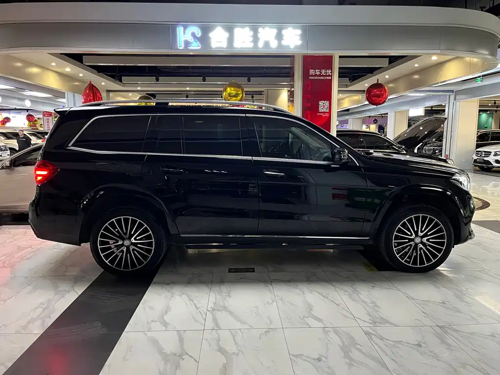 Mercedes-Benz GLS 2018 — фото 9