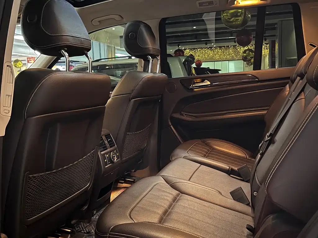 Mercedes-Benz GLS 2018 — фото 12