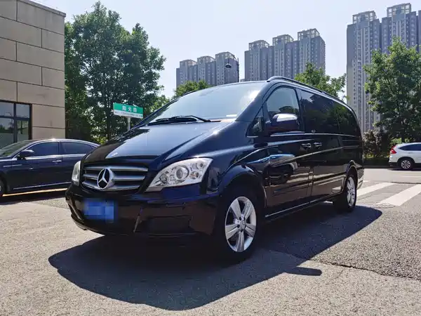 Mercedes-Benz Viano 2013