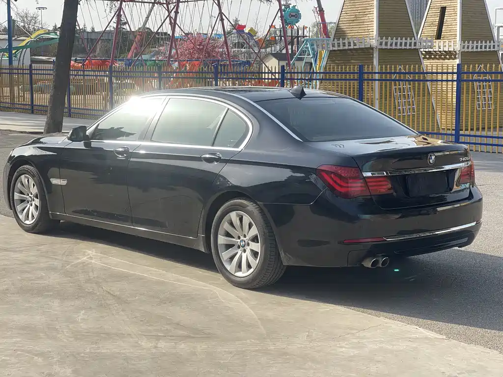BMW 7 Series 2014 — фото 4