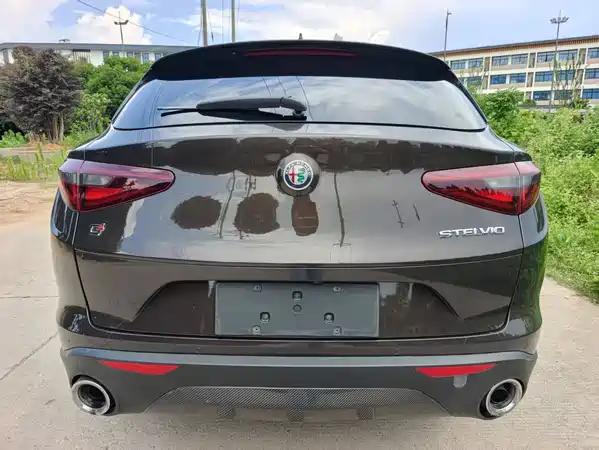 Alfa Romeo Stelvio 2019