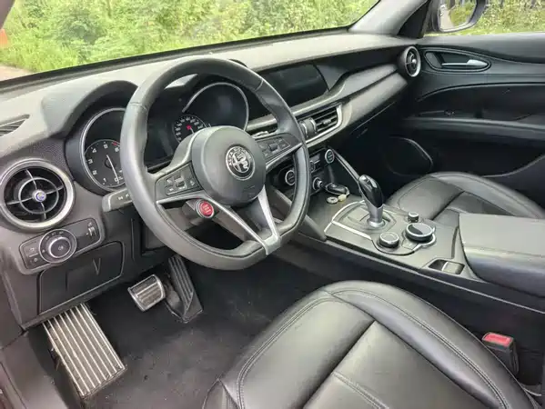 Alfa Romeo Stelvio 2019